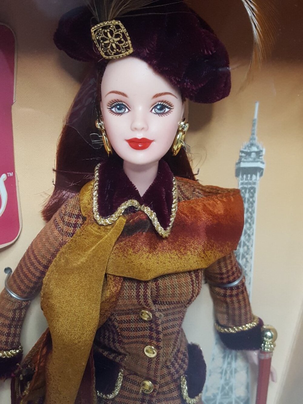 Vintage 1997 Paris Barbie Fashion Doll Mattel City Seasons Collector COA 11.5"